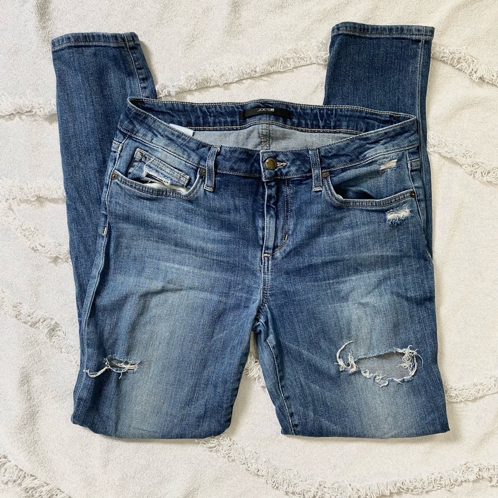 Joe’s jeans sz 31 heavily distressed ripped jeans